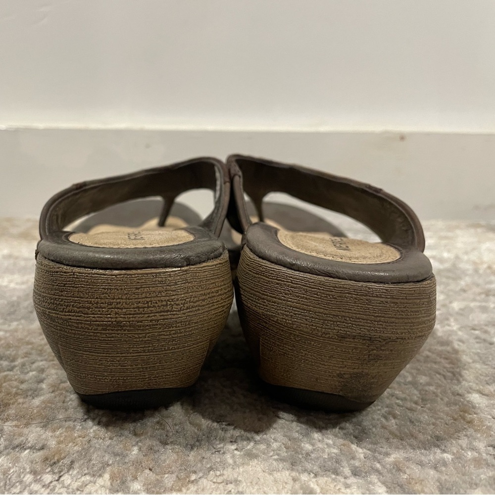 Merrell Luxe Thong Coffee Brown Leather Sandals Women’s Size 7 Open Toe Summer - Picture 9 of 10